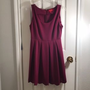 Elle purple dress NWOT scalloped work size small